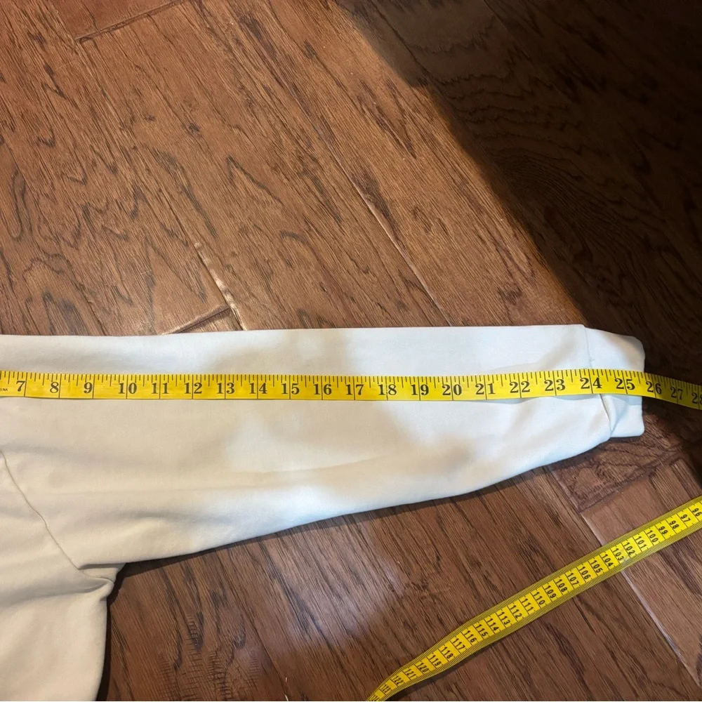 Gymshark x Whitney Simmons Cream cropped hoodie size small - Picture 11 of 12